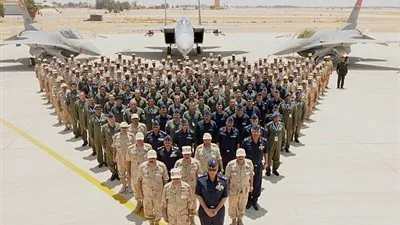 القوات الجوية والبحرية تنفذان عروضا تزامنا مع احتفالات نصر أكتوبر العظيم