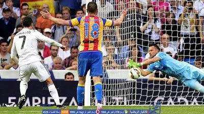بالأرقم - دييجو ألفيس .. أسد ضربات الجزاء وقاهر رونالدو