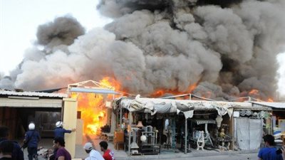 حريق هائل بالسوق التجاري في مدينة السادات