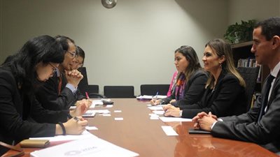 سحر نصر تناقش مع نائب رئيس 