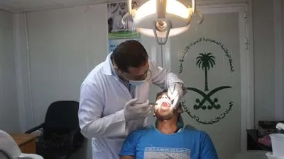 العيادات السعودية تتعامل مع 456 مريضًا في الزعتري