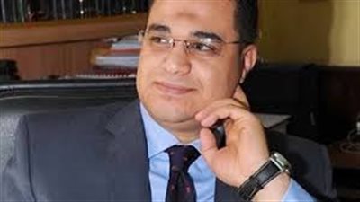 متصلة تفاجئ طبيب نفسي على الهواء: 