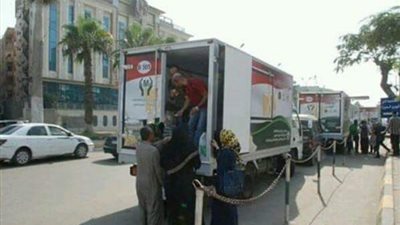 سيارات متنقلة في الجيزة تحمل 