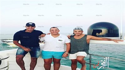 فى الجونة.. أبو هشيمة يقضى عطلته بصحبة عمرو دياب