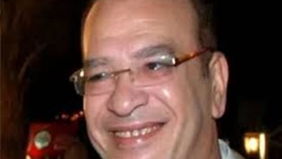  صلاح عبدالله عن تحذير أمريكا لرعاياها: عادتهم ولا هيشتروها