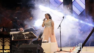 مروة ناجي تحيي حفل النواب بمناسبة مرور 150 عام على الحياة النيابية بمصر (صور)