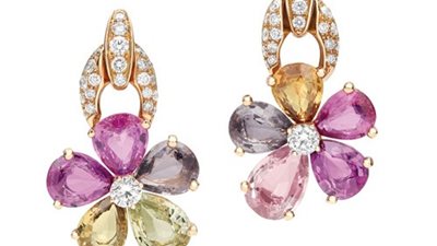 أكبر تشكيلة من الأقراط ذات اللمسات الملونة والمشرقة