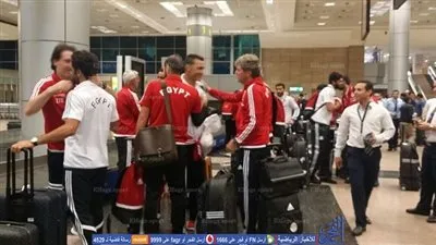 صور وصول بعثة منتخب مصر من الكونغو بعد تأخير 4 ساعات