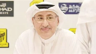 رئيس اتحاد جدة يشد من أزر مهاجم الأهلي