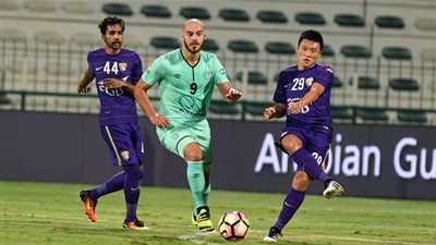 العين يعرقل الشباب بكأس الخليج الإماراتي ويخدم الأهلي