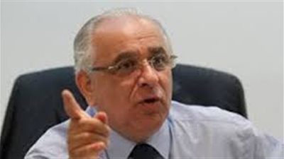 أستاذ أمراض كبد: نسبة من يعرفون أنهم مصابون بفيروس 