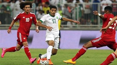 السعودية تتحدى منتخب أحلام الإمارات في قمة عربية بتصفيات المونديال