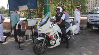 قسم شرطة متنقل لخدمة المواطنين (صور) 