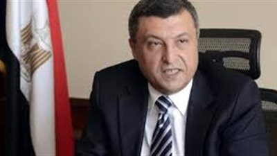 وزير البترول الأسبق يُطالب المواطنين بترشيد الاستهلاك بعد وقف إمدادات البترول