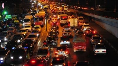 شلل مروري أعلى كوبري 6 أكتوبر