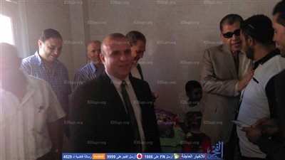 وكيل تعليم الدقهلية فى زيارة لحالات تلاميذ التسمم في المنزلة 
