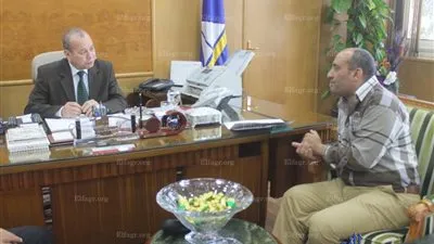 المحافظ يتابع إنشاءات مكاتب البريد بدمياط (صور)