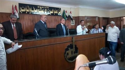 محافظ القليوبية يحيل عدد من الأطباء المتقاعسين عن العمل بمستشفى قليوب للنيابة الإدارية