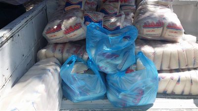 ضبط 280 كيلو سكر تموينى قبل بيعها بالسوق السوداء في مطروح