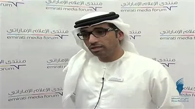 كاتب إماراتي: 