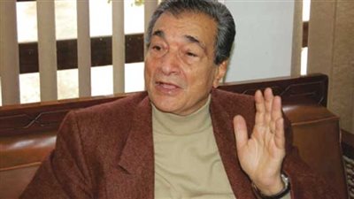 رواد تويتر في نعي 