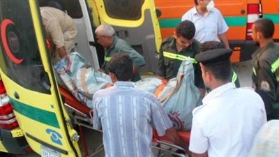 مصرع وإصابة 4 أشخاص من عائلة واحدة إثر انقلاب سيارة في دمياط