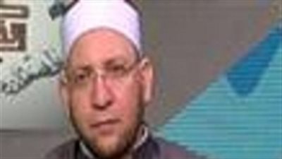 عالم أزهري يوضح حكم تعليق صورة للمتوفي بالمنزل