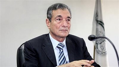 الأحد المقبل.. عزاء الشاعر فاروق شوشة بمسجد عمر مكرم