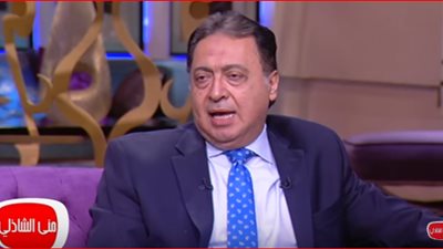  وزير الصحة يعلن موعد حل أزمة المحاليل الطبية