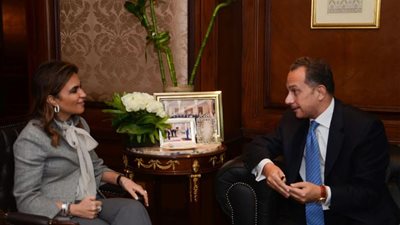 وزيرة التعاون الدولى تبحث مع سفير مصر فى جنوب افريقيا تعزيز التعاون مع 