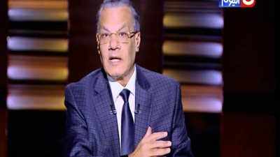 عادل حمودة: تحية كاريوكا نجحت أن تعامل في القصور الملكية كـ