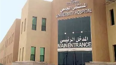 أحد أقارب الشاب 