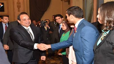 4 أحزاب تعلن تغيبها عن مؤتمر 