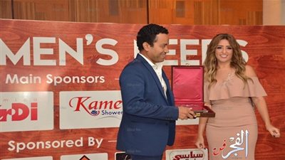 تكريم نجوم الفن والإعلام في احتفالية 