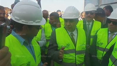 وزيرا التنمية المحلية والبيئة يشهدان افتتاح مصنع تدوير المخلفات ببورسعيد 
