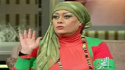 شاهد.. تعليق هالة فاخر فيديو البث المباشر من إحدى المدرجات بجامعة الزقازيق