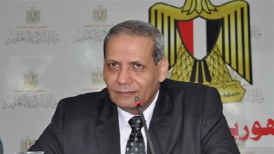 وزير التعليم يوجه 