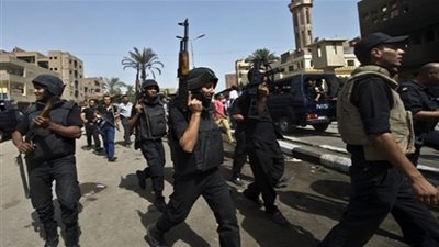 الأمن الوطني يلاحق المتورطين بإلقاء الزيت أعلى دائري الهرم