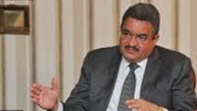 مدير أمن الجيزة يعلن الحرب على محتكري السلع ويضبط 700 طن سكر بأبو النمرس