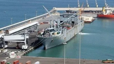 وصول 1130 راكب لميناء سفاجا و تداول 219 شاحنة