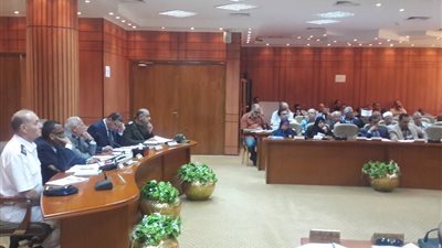 تخصيص قطعة أرض لإنشاء مدرسة دولية ومجمع صناعات البروبلين ببورسعيد