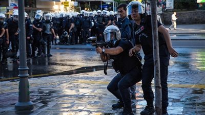 الشرطة التركية تقتل شخصا للاشتباه بأنه انتحاري من داعش