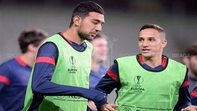كوكا  يستعد مع براجا البرتغالي لمواجهة قونيا سبور التركي بالدوري الأوروبي