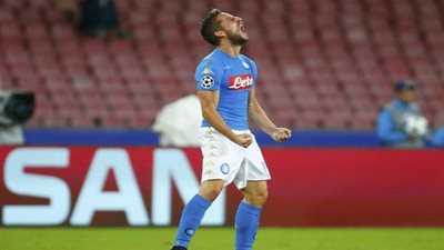 ميرتينز يكشف سبب خسارة نابولي من بشكتاش