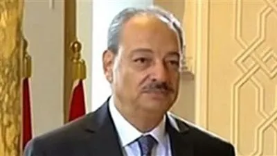 النائب العام يأمر بالتحقيق في إغماء 100 طالب فى الفيوم بسبب التطعيم