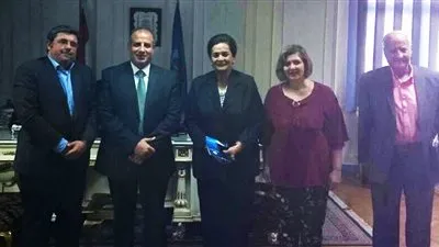 بحث إقامة مشروع ميناء تجاري عالمي بمنطقة 