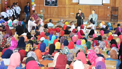 حفل ختام أنشطة النادي الصيفي لطلاب اللغة الإنجليزية بكلية التربية بدمنهور (صور)