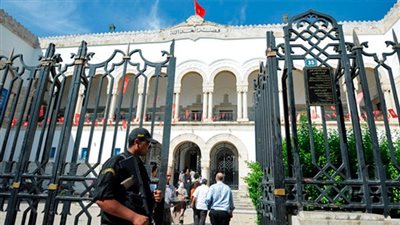 إضراب عام بجميع محاكم تونس 