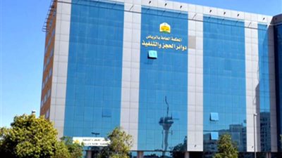 تعميم استثنائي يُطلق سراح سجين ويرفع إيقاف خدماته