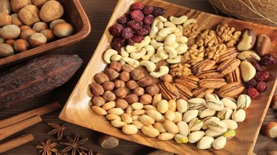 8 فوائد صحية لتناول المكسرات 